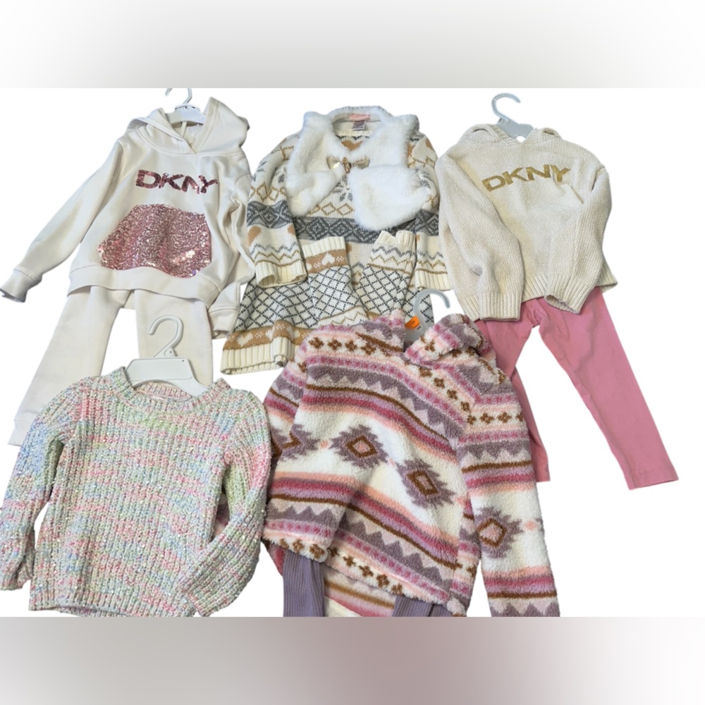 Girl 3T Winter Bundle of 5 pieces, jogger set, sweater dress, sweater